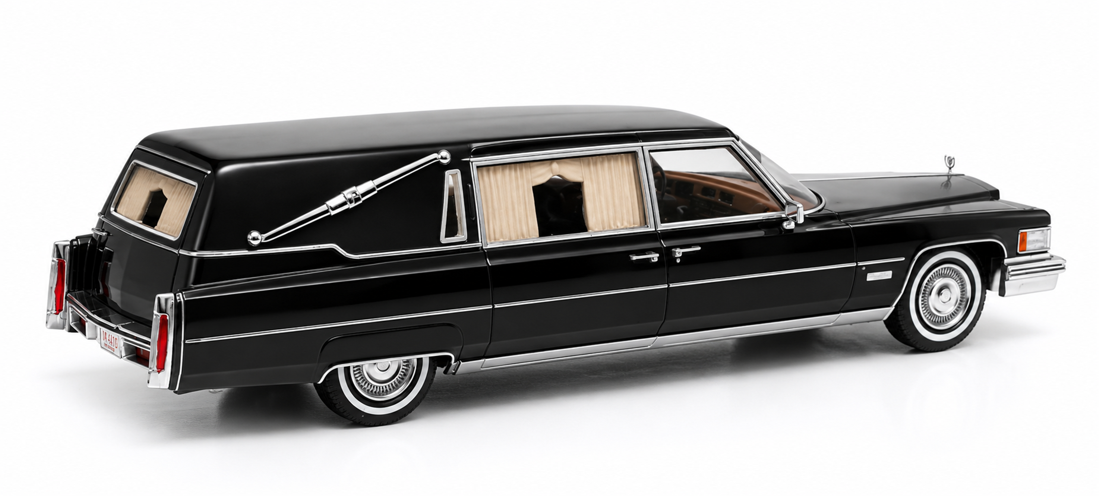 1:43 Matrix - 1976 Cadillac Superior Funeral Hearse Black
