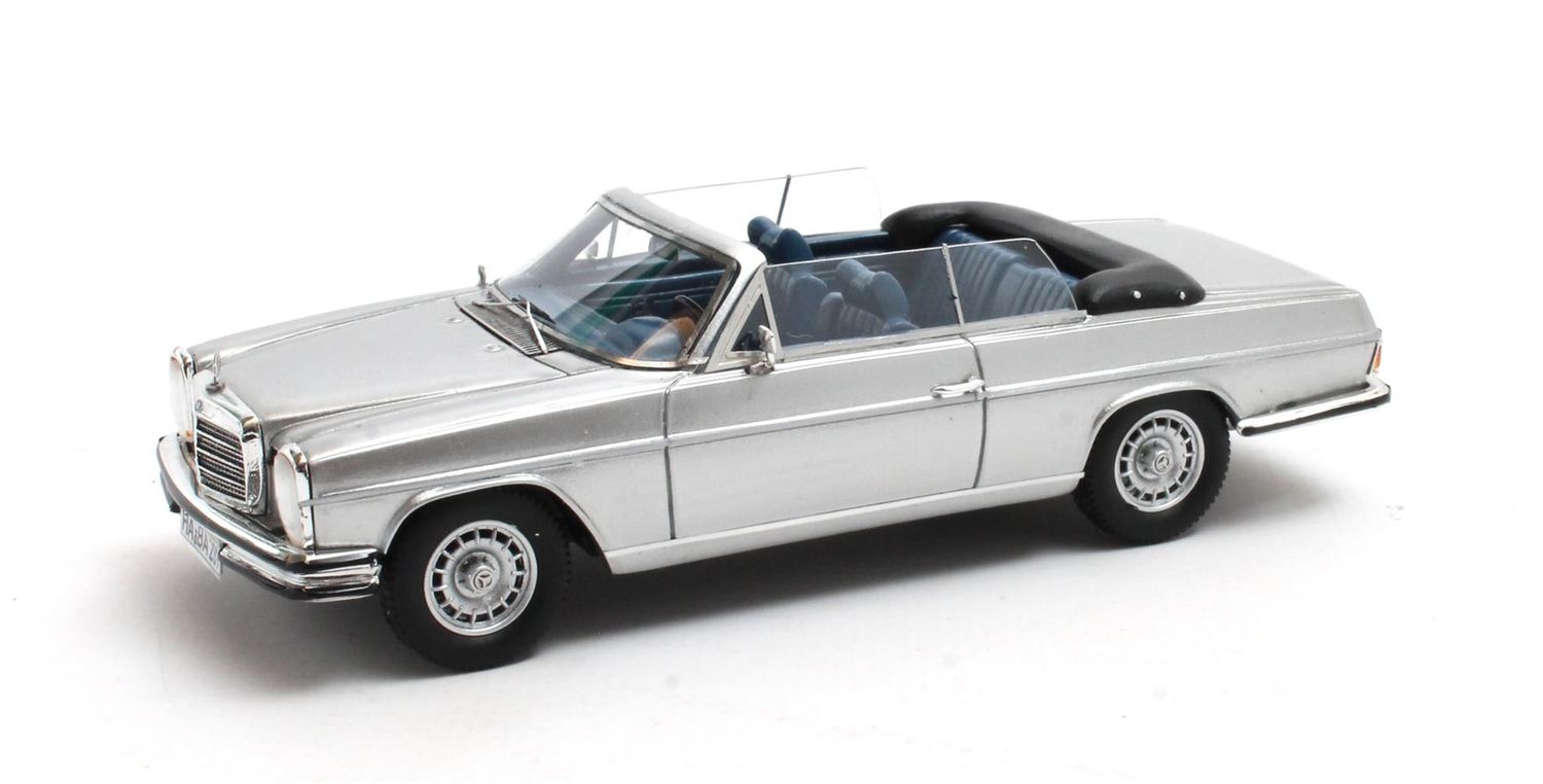 1:43 Matrix - 1968 Mercedes Benz 280CE (W114) Cabriolet Open Silver