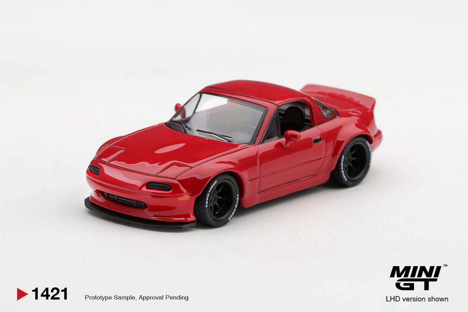 1:64 Mini GT - 2021 Mazda MX-5 (NA) Pandem, classic red