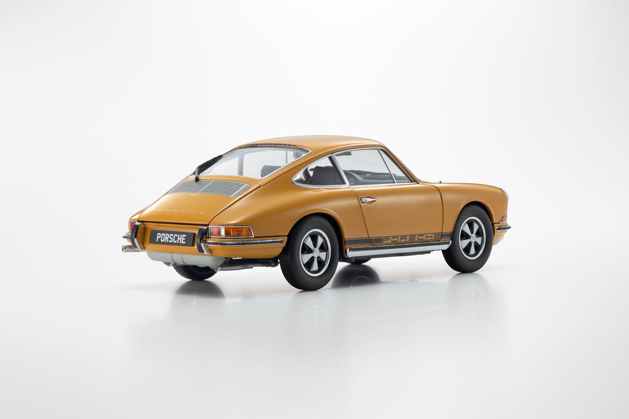 1:18 Kyosho - 1967 Porsche 911 S Coupé Bahama Yellow Ochre