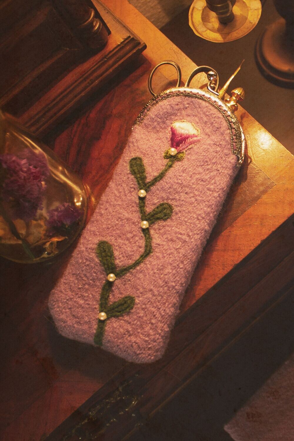 Etui-Lila-Blume