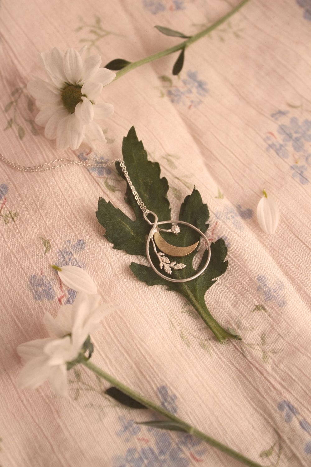 Kette Mondblume