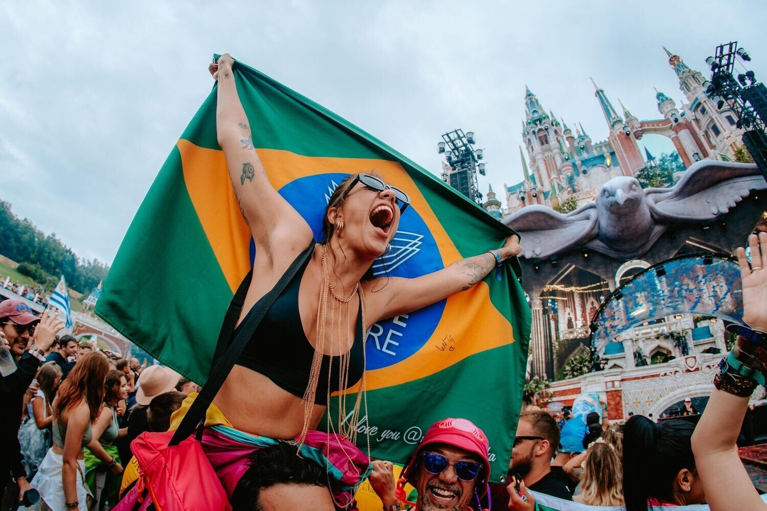 Excursão ao Tomorrowland Brasil 2025 saindo de Ribeirão Preto - SP