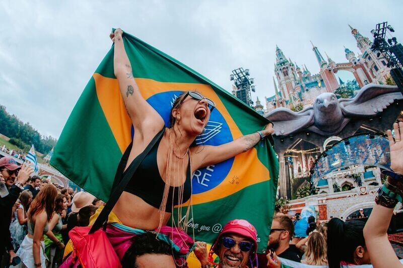 Excursão ao Tomorrowland Brasil 2025 saindo de Ribeirão Preto - SP