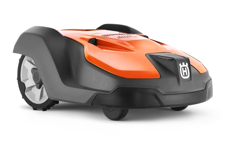 Profesionālais robotizētais zāles pļāvējs HUSQVARNA AUTOMOWER® 550