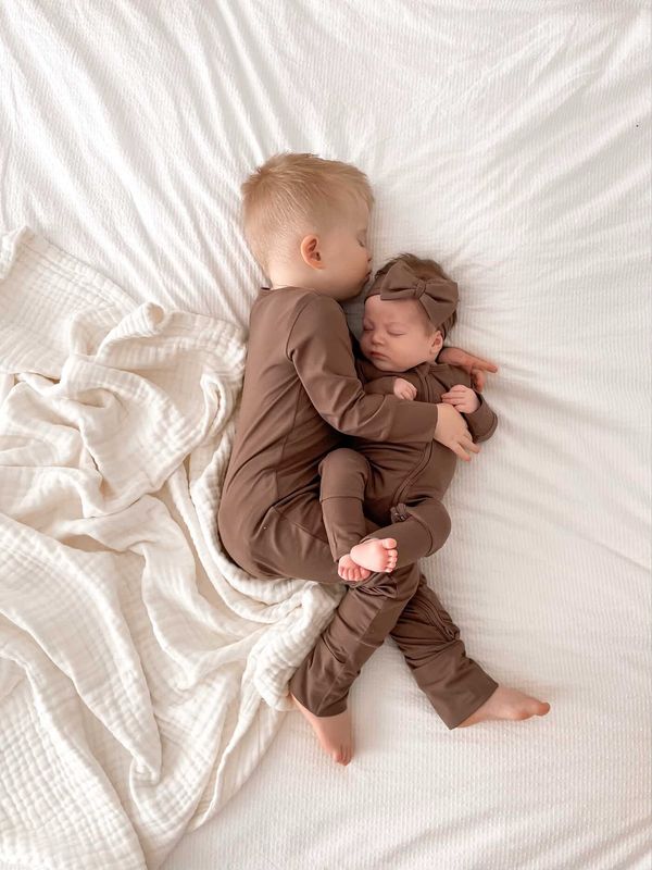 Cuddly Suit in Chocolate