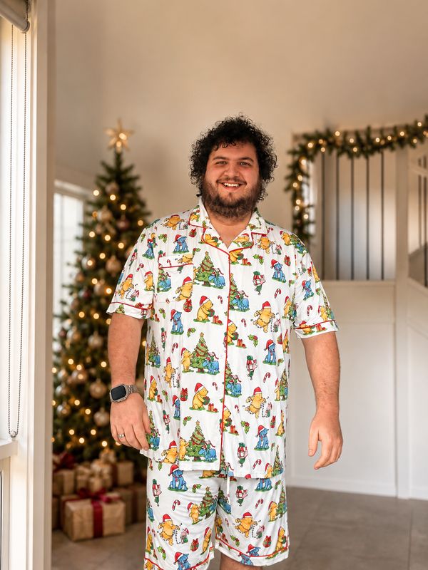 Adults Pj Set in Pooh & Friends CHRISTMAS Adults Pj Set in Pooh & Friends CHRISTMAS
