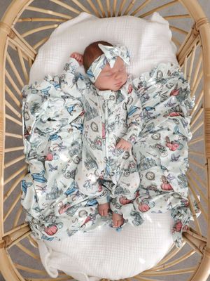 Cuddly Suit Frill in Glass Slipper