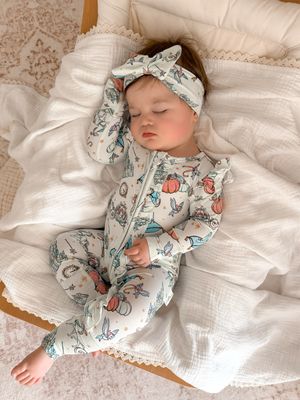 Cuddly Suit Frill in Glass Slipper