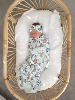Swaddle Frill in Glass Slipper