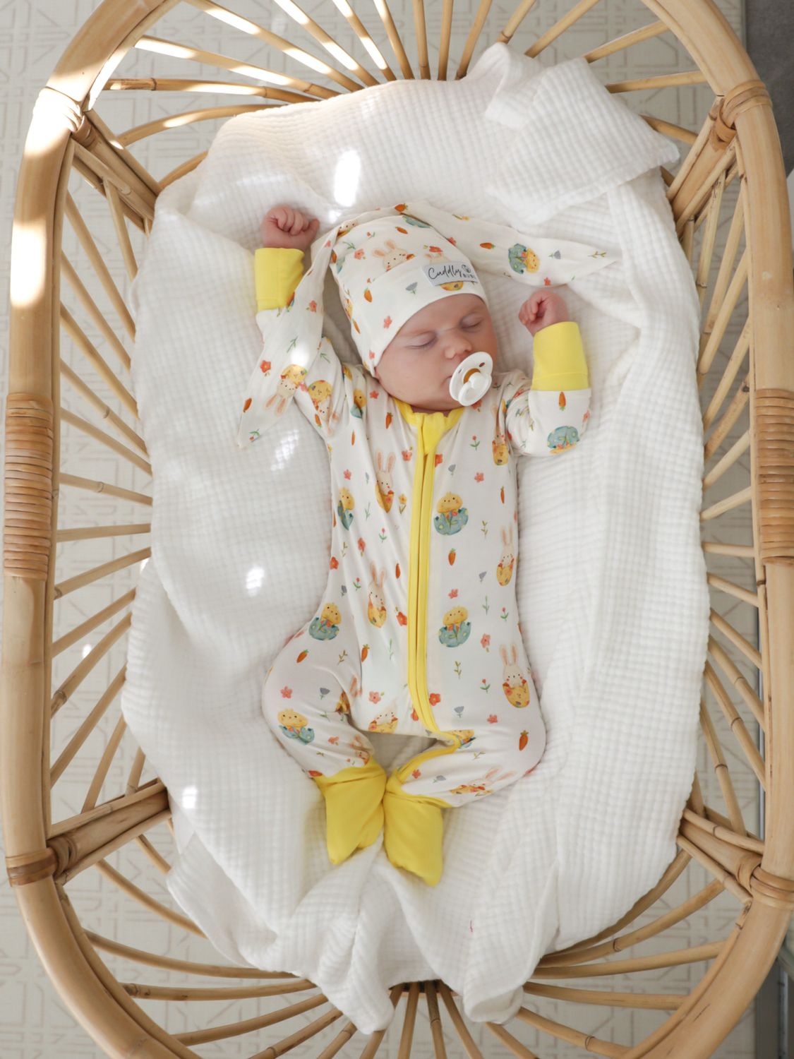 Cuddly Suit in Easter