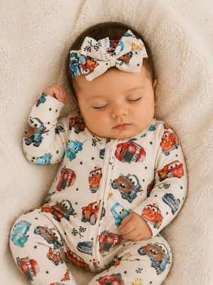 Cuddly Bow in Cars Cuddly Bow in Cars