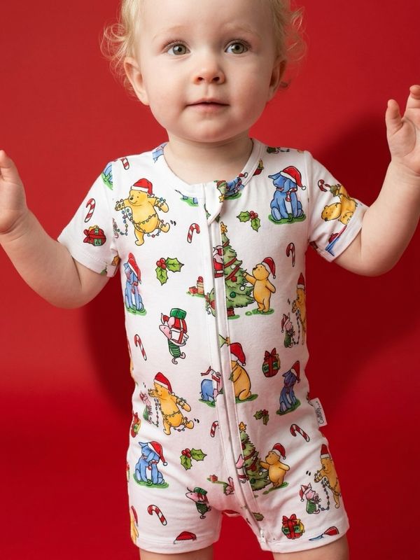 Shortie in Pooh & Friends Christmas Shortie in Pooh & Friends Christmas