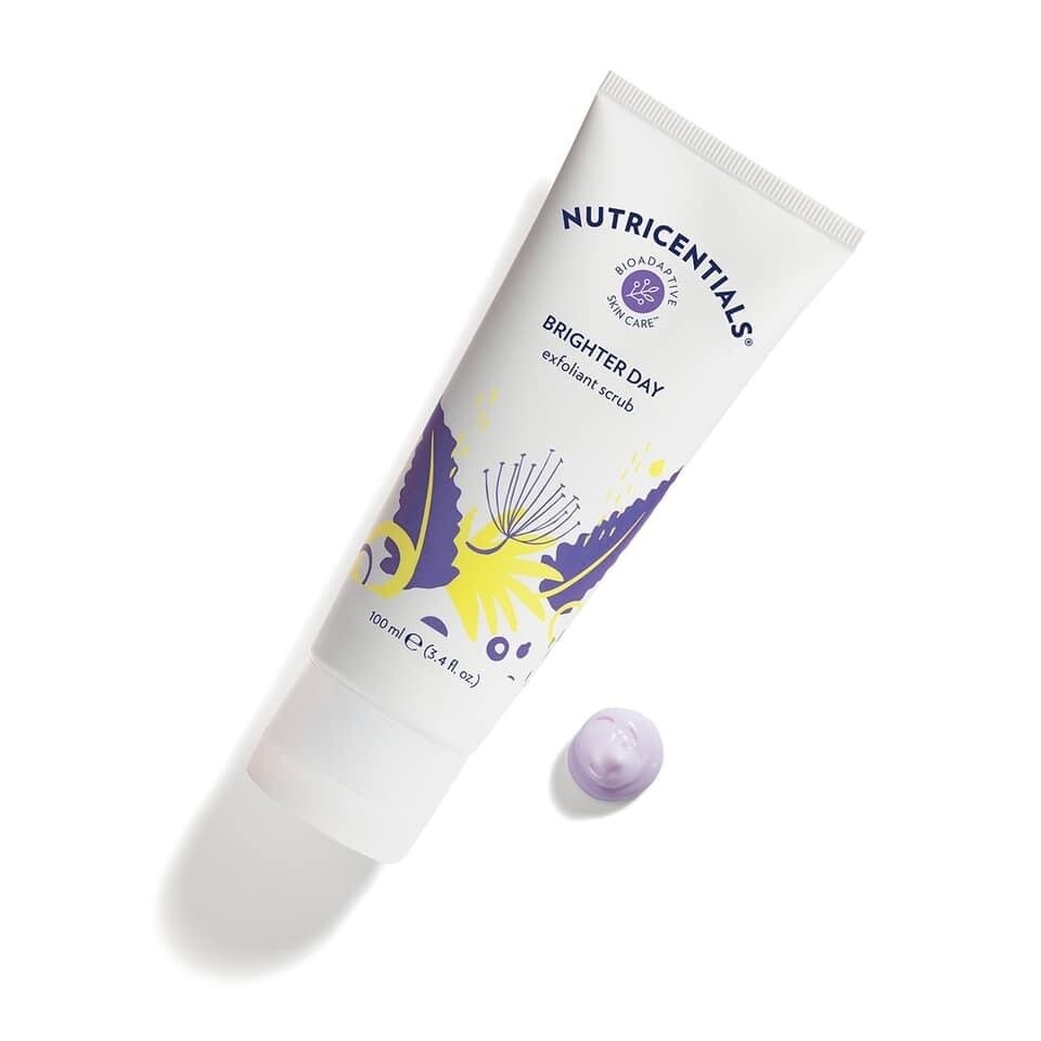 Brighter day exfoliating scrub