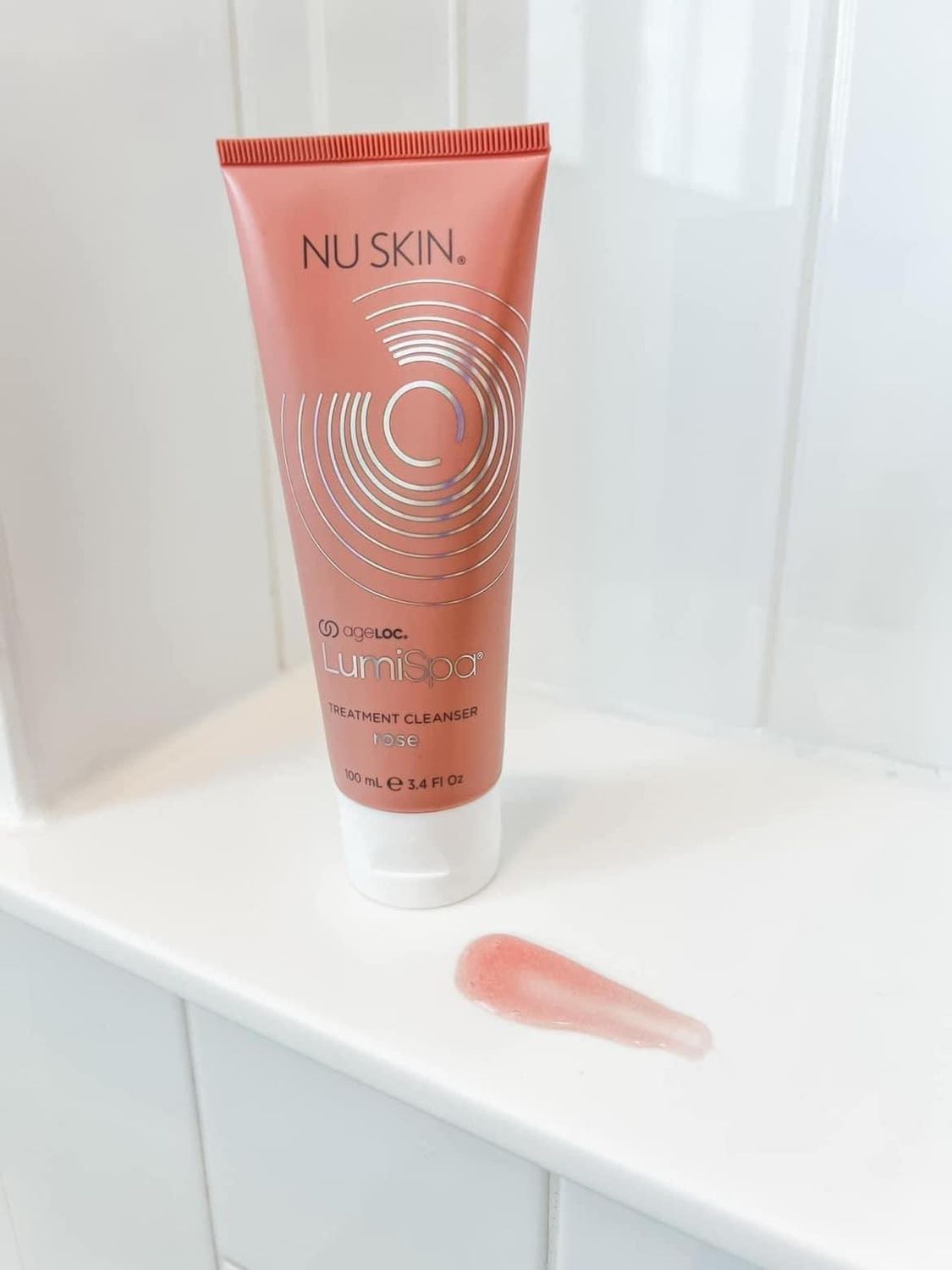Rose Lumispa cleanser