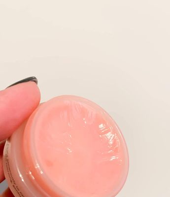 NuColour lip mask