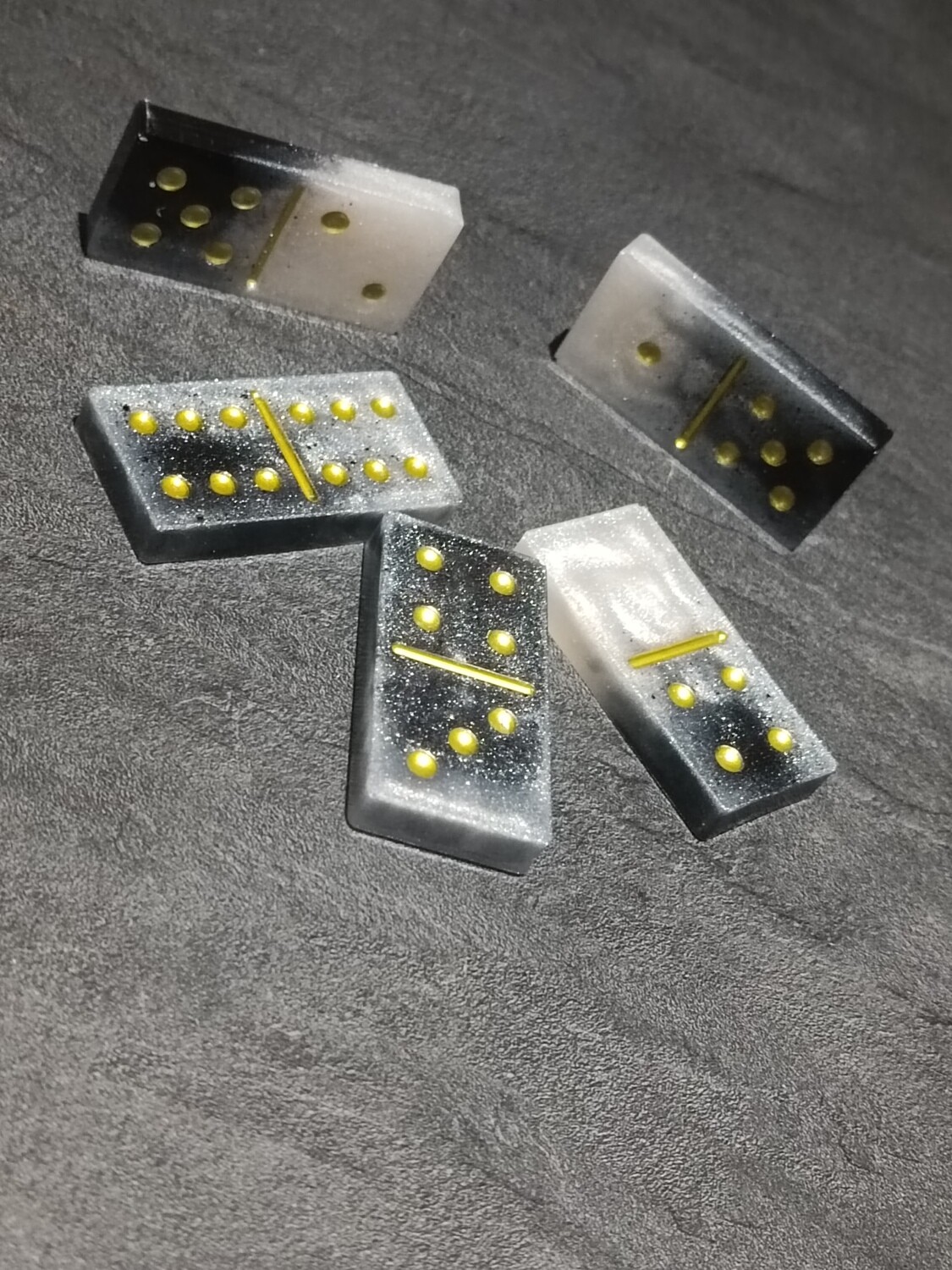 DOMINO BLACK&amp;WHITE