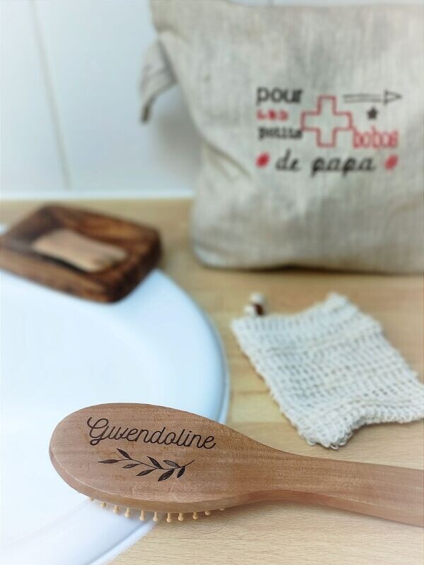 Brosse à cheveux