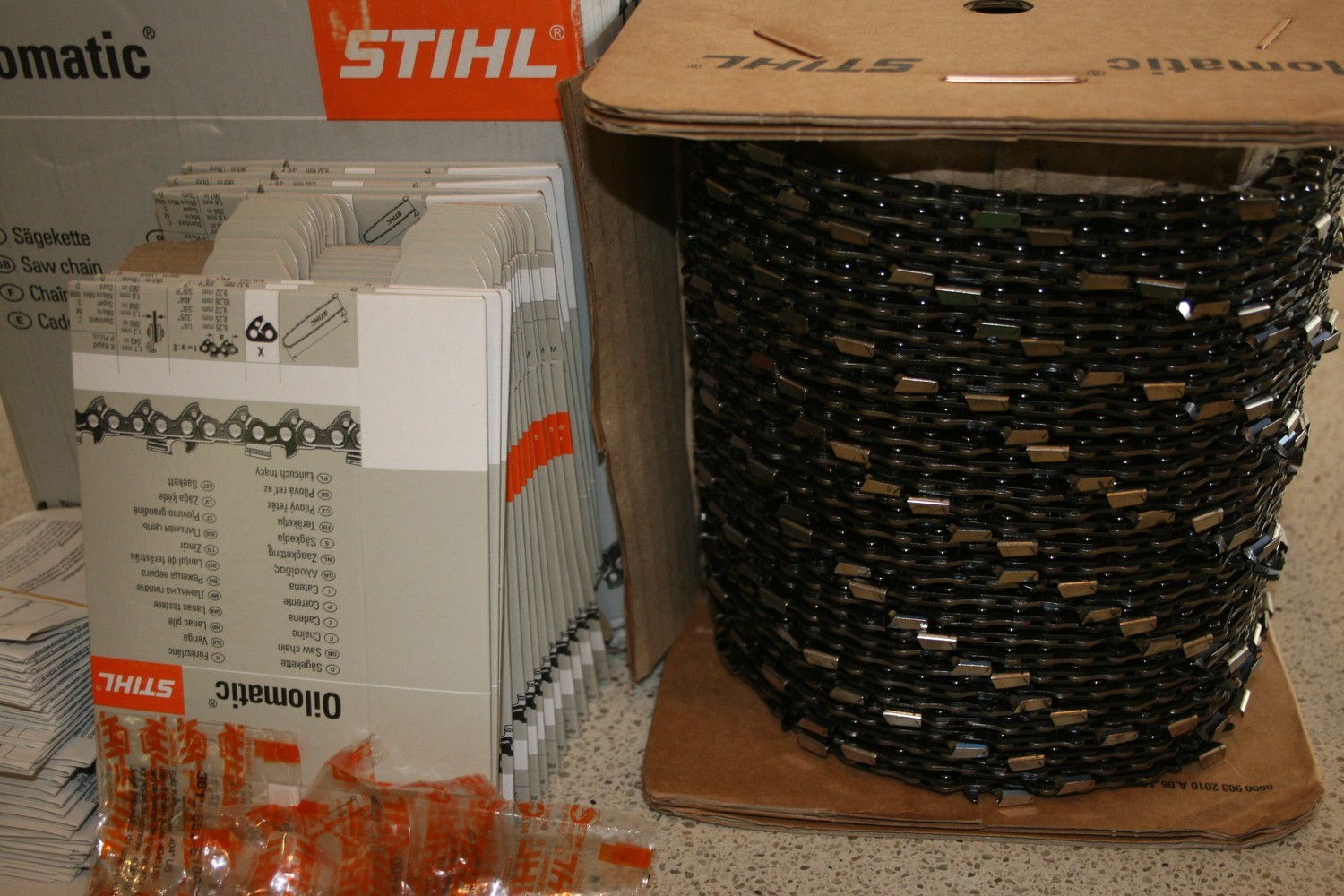 100&#39; Roll Chain (33RSLFK-100R) 3/8&quot; .050&quot;