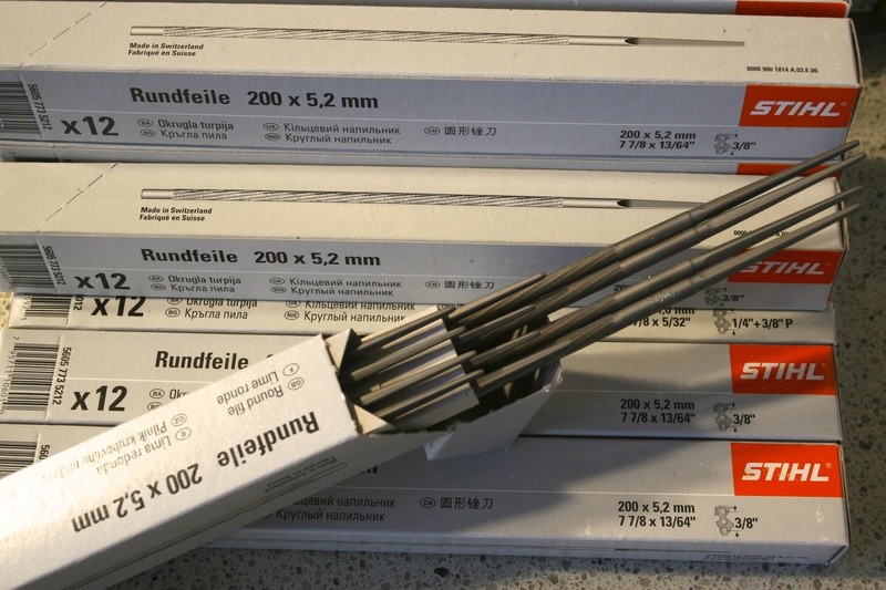 12 Stihl Round Files 200 x 5.2MM (13/64&quot;) Suitable for 3/8&quot; Chain