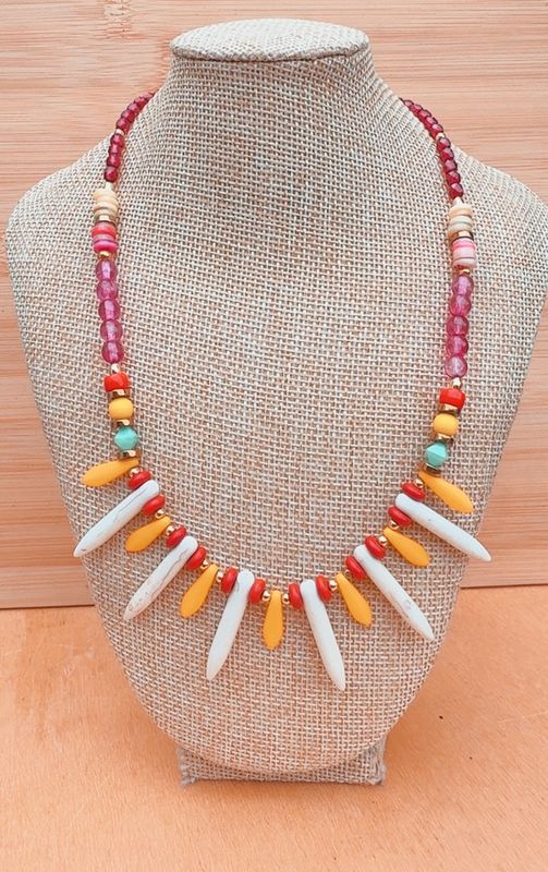 Collar Josefina