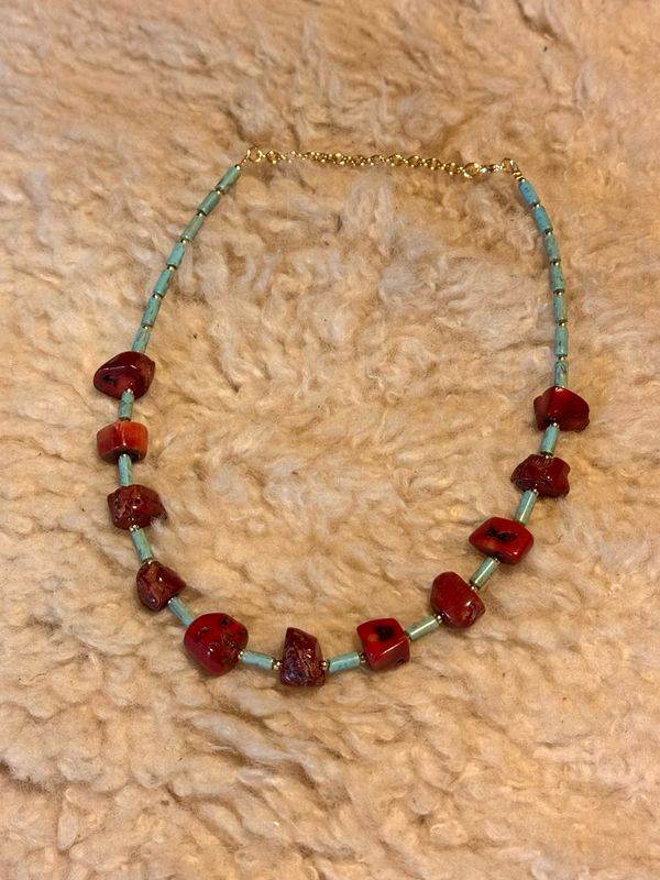 Collar Emi