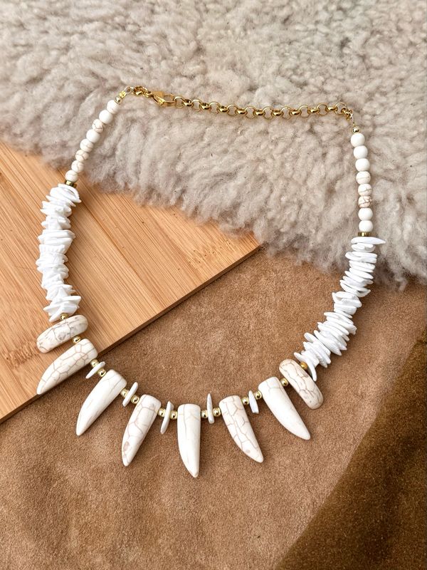 Collar Magda