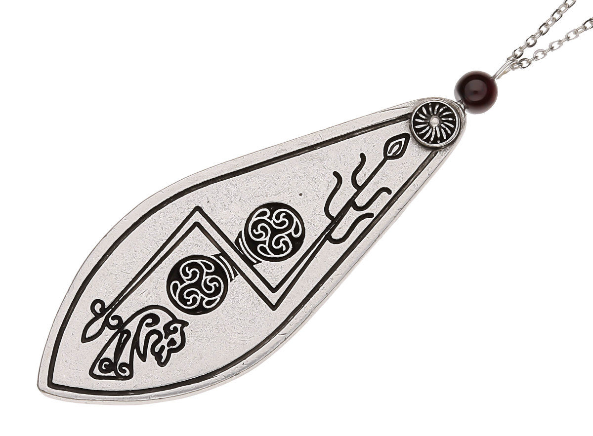 Pictish Norrie Plaque Pewter Chain Pendant with Garnet Bead