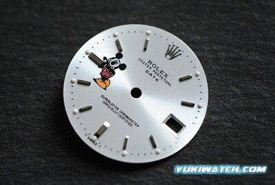 Date 1500 Small Mickey dial