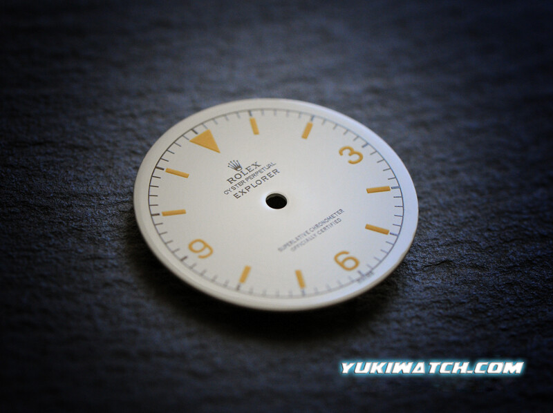 Explorer 1016 albino dial