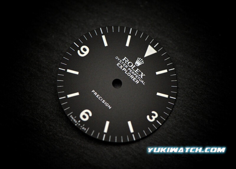 Explorer 5500 matte wht lume dial