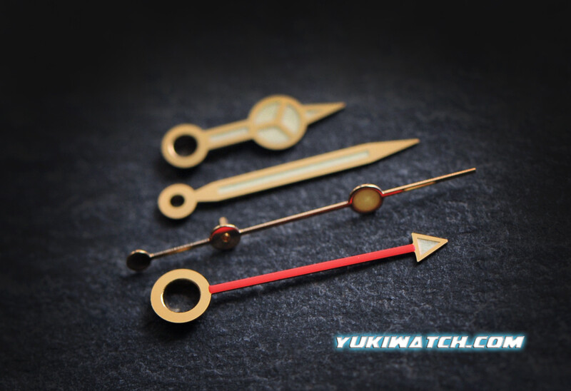 GMT-Master yel lume 1675 small▴ gold handset