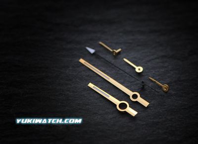 Daytona 6263 gold hand (black sub-dials)