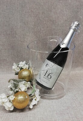 Freschezza con stile: 1.6 Armonia e portaghiaccio elegante in plexiglass -P01