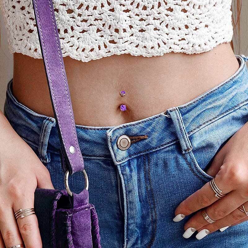 Bauchnabelpiercing mit Zirkonia Kristallen violett