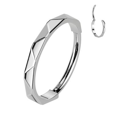 Nasenring Segmentring aus Titan facettierte Seite silber