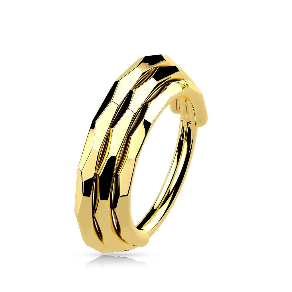 Ring aus Titan 3 facettierten Ringen