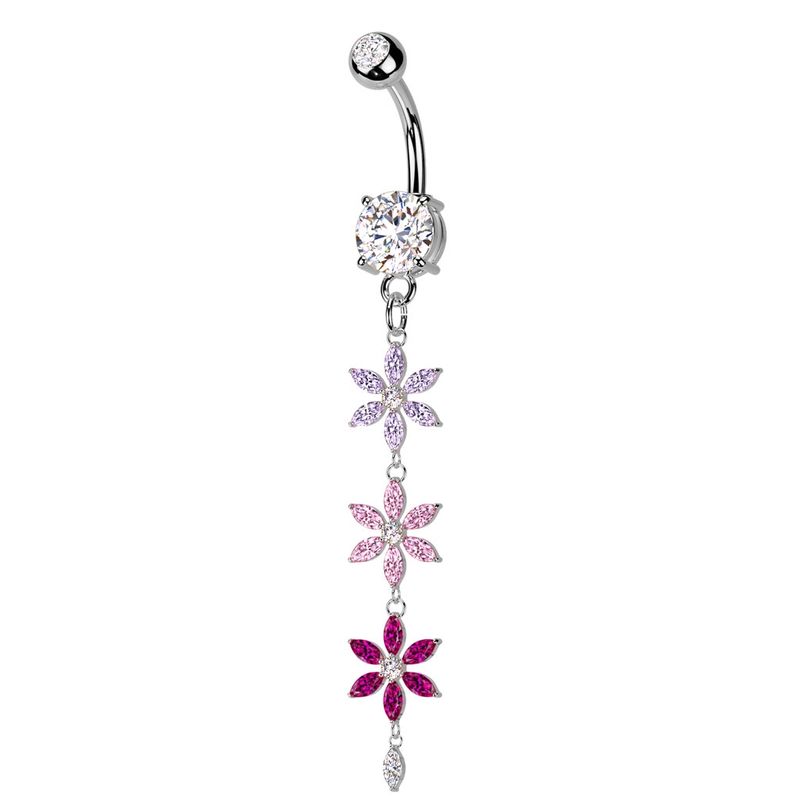 Piercing nombril avec chaîne de petites fleurs