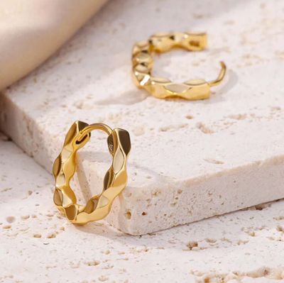 Creolen Wave mit 18K Vergoldung