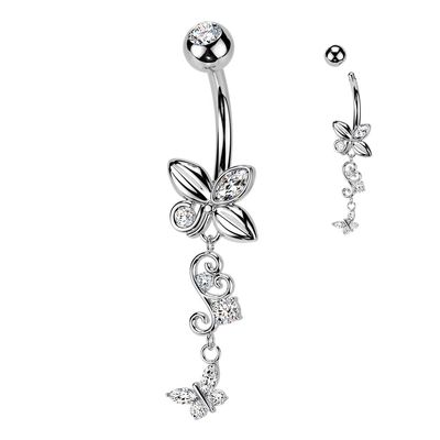Piercing au nombril avec papillon et pendentif cœur