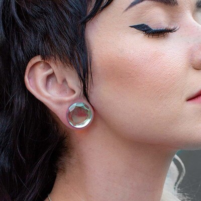 Plug aus Glas facettiert