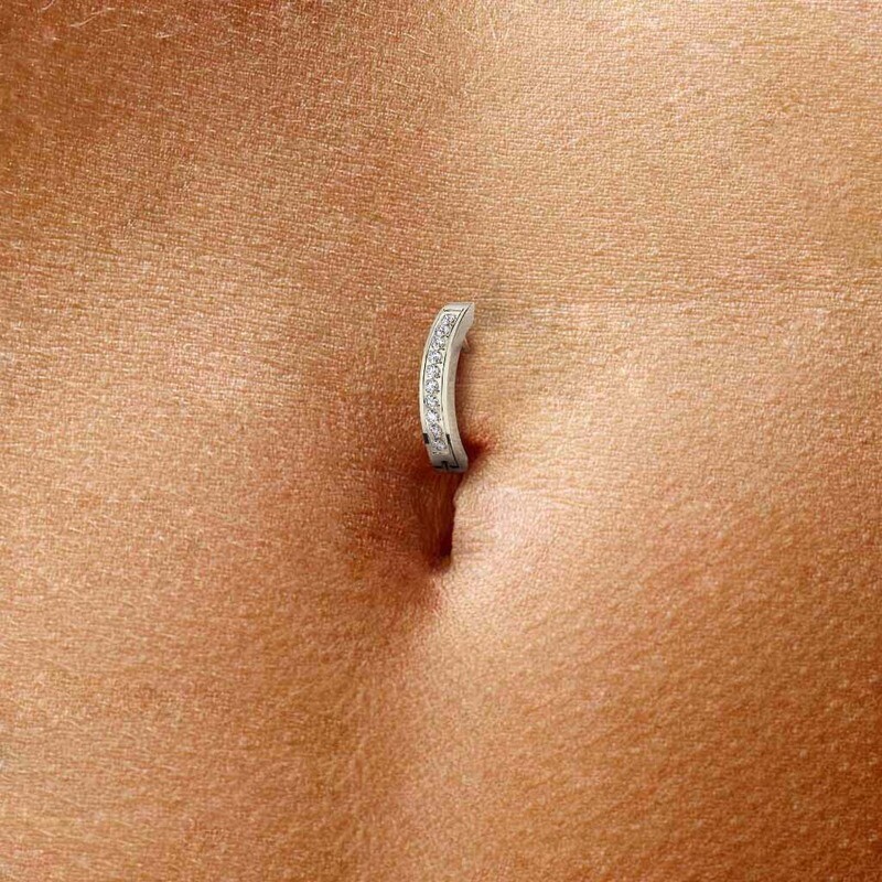 Bauchnabelpiercing Ring aus Titan mit Kristallen silber