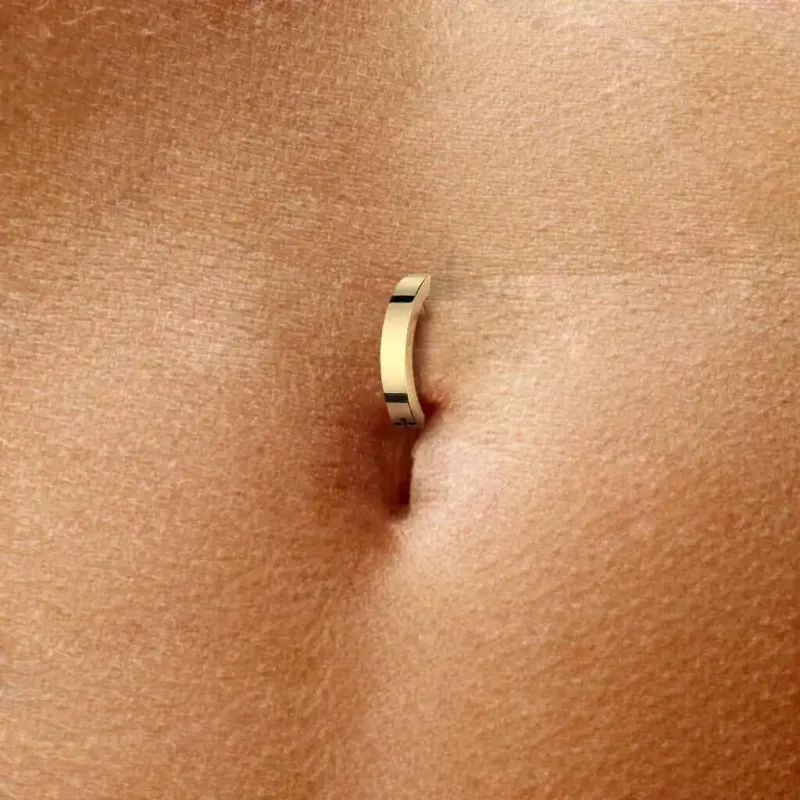 Bauchnabelpiercing Ring aus Titan vergoldet
