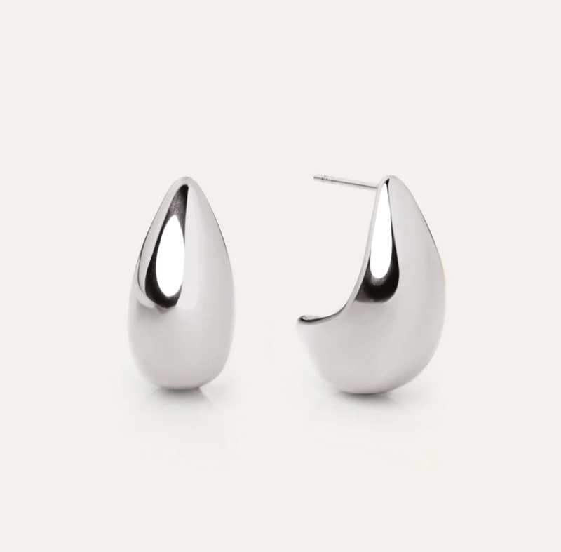 Boucles d’oreilles tendance en forme de goutte en acier chirurgical.