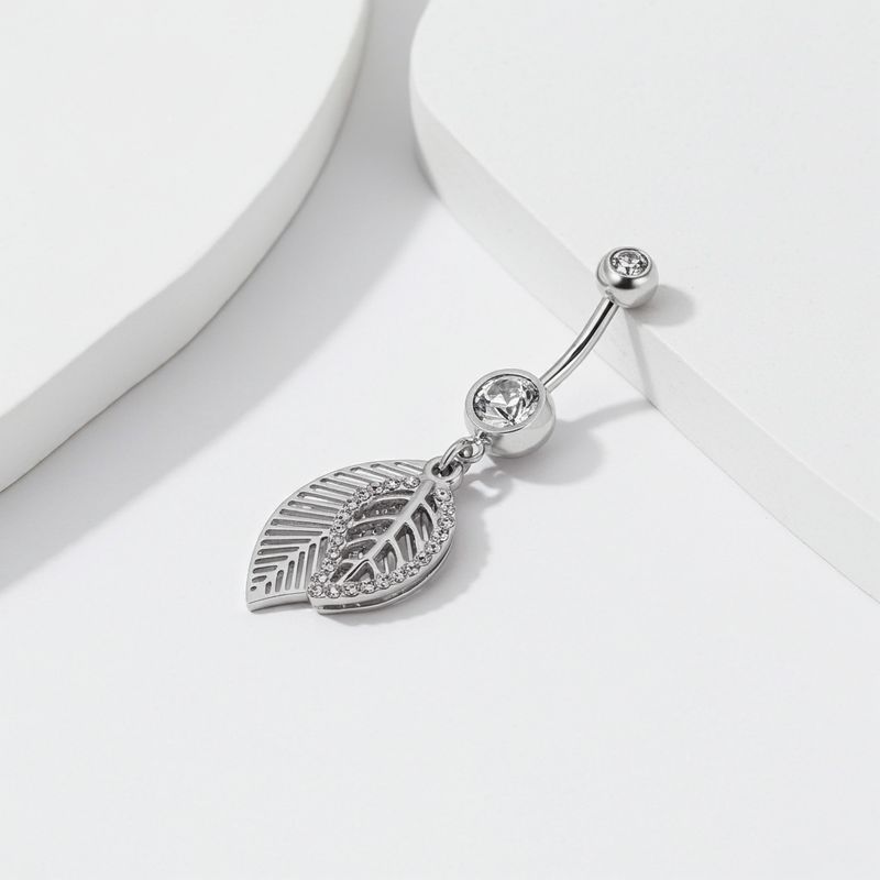 Piercing au nombreil en acier chirurgical avec pendentifs feuilles