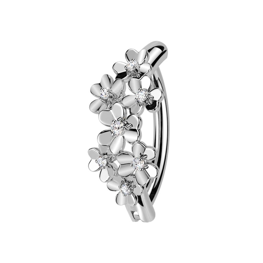 Piercing au nombril anneau bouquet floral