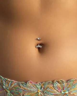 Titan Bauchnabelpiercing mit Innengewinde und Zirkonia-Krone