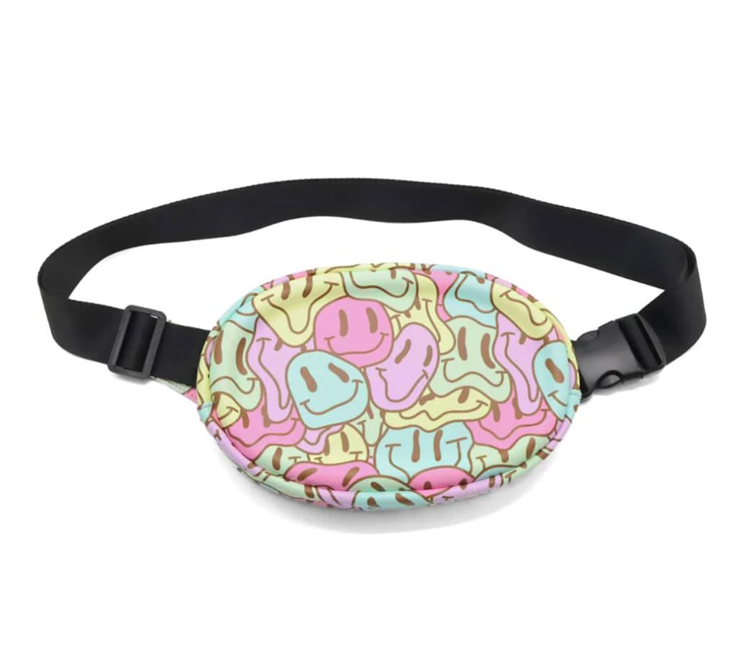 V-SYNDICATE-Smiles Fanny Pack / Hip Sack