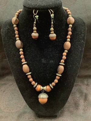 Acorn Beaded Necklace