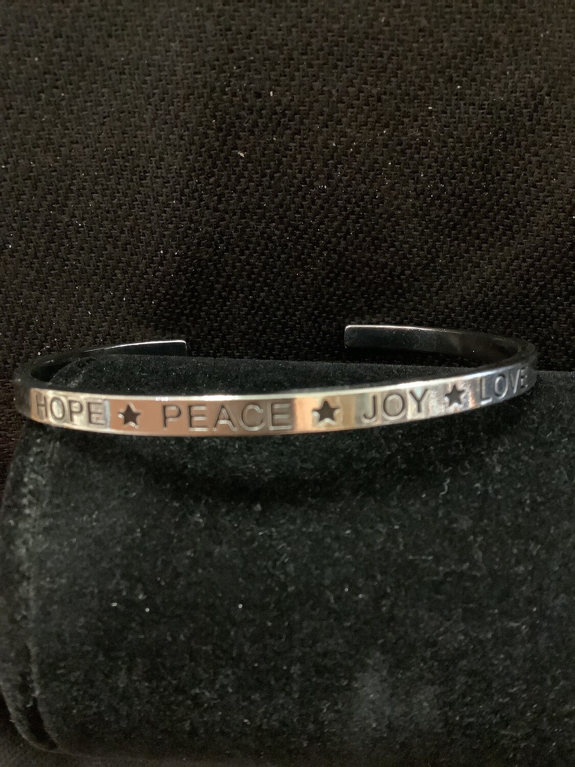 Lvng Advent Cuff
